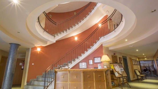 Hotel Pirineos