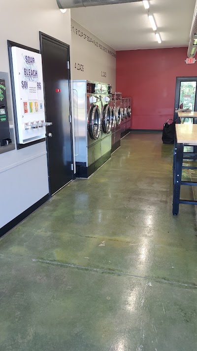 Giant Laundromat