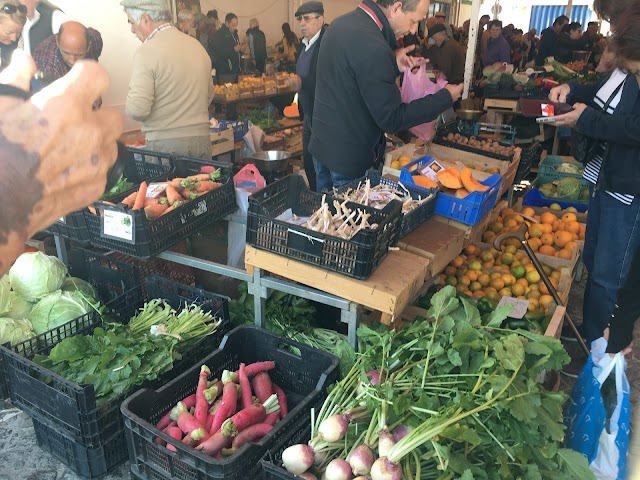 Levante Lagos Market