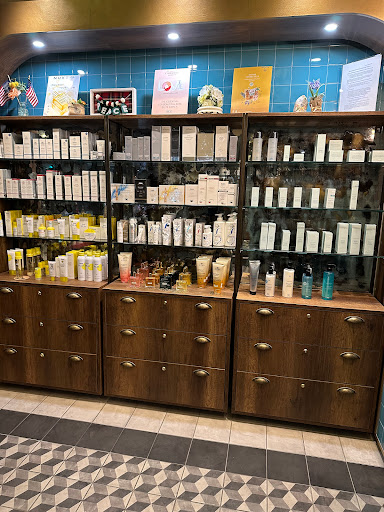 Columbus Circle Apothecary NYC - Thumbnail