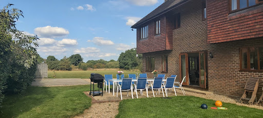 Large Kent Holiday Home - Thumbnail