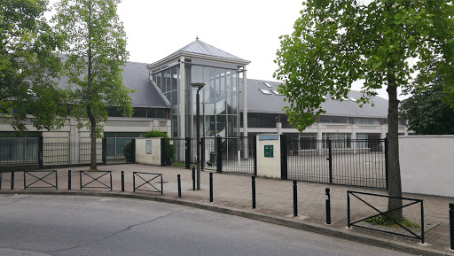 School Maurice Rondeau