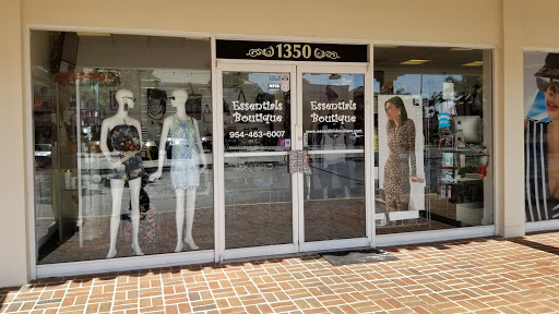Essentials Boutique - Visual
