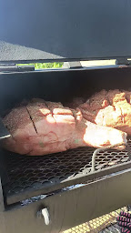 Photo n°17 de GRIL ARTS ET TERROIR à Saint-Médard-d'Eyrans (Traiteur ambulant)