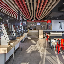 Photo n°35 de KFC Angouleme Route de Bordeaux à Angoulême (Restaurant de hamburgers)