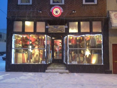 Delicious Boutique 212 E Girard Ave, Philadelphia, PA 19125