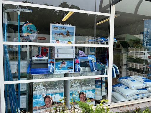 Photo de Piscines Courrej à Villefranque (64990)