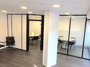 Photo n°6 de CENTURY 21 L'Immobilière RN 20 à L'Haÿ-les-Roses (Agence de location immobilière)