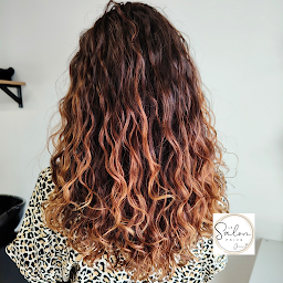 Photo n°6 de Le salon privé jenn.b à Saint-Chamas (Salon de coiffure)