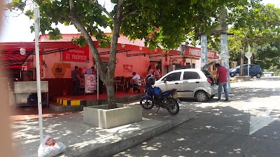 Photos of Tienda y Autoservicio El Tr&oacute;pico