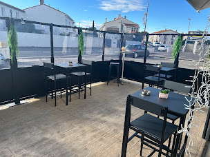 Photo n°1 de Chez Brooke à Saint-Estève (Restaurant de tapas)