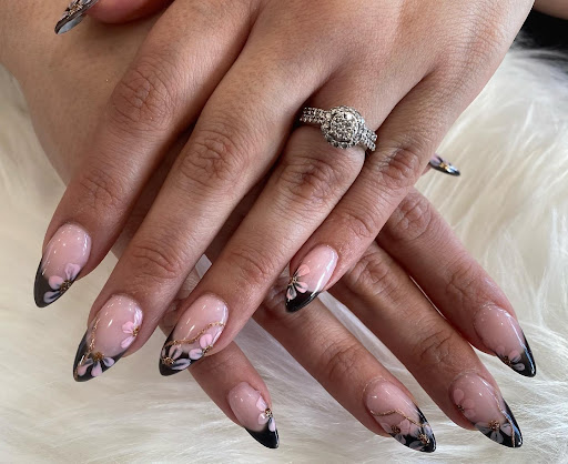 Beauty Bee Nails Studio - Thumbnail