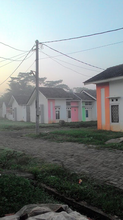 Photos of Kampung Pelangi.jawaringan Sumanah .rajeg Blok B No.09