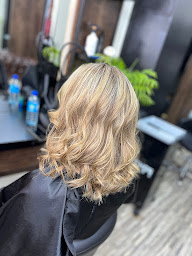 Photo n°7 de Elegance Studio à Sarreguemines (Salon de coiffure)