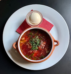 Photo n°46 de A la Ville de Petrograd à Paris (Restaurant de spécialités d'Europe de l'Est)