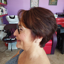 Photo n°19 de Martine coiffure à Beauvoir-sur-Mer (Salon de coiffure)