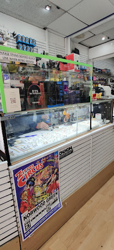 ONE STOP RETAIL & KEY CUTTING GREENFORD - Thumbnail