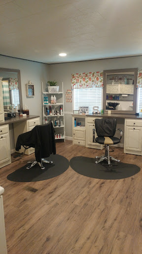 Uptown Tan & Salon - Thumbnail