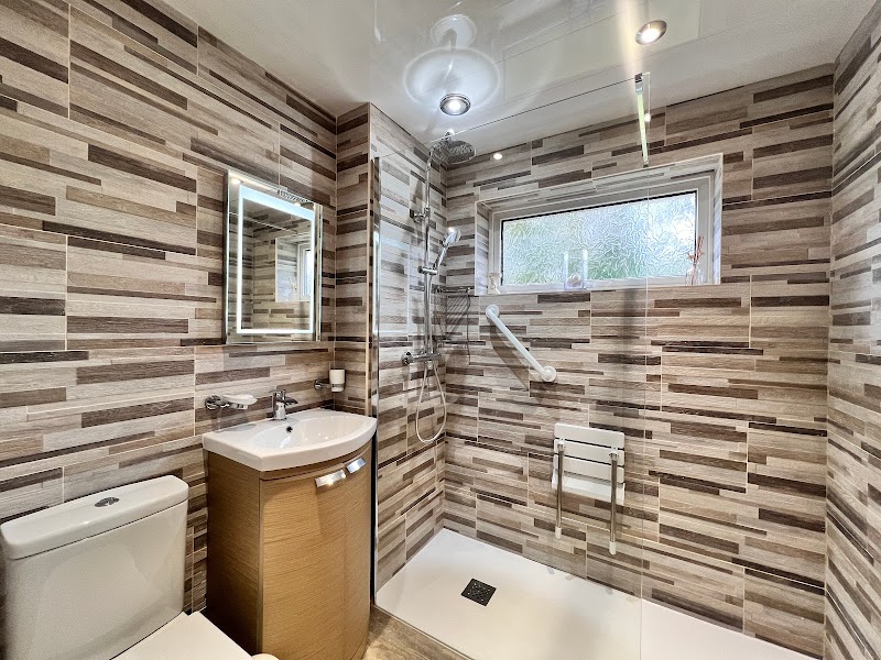 Home Estate Agents Stalybridge photo 3