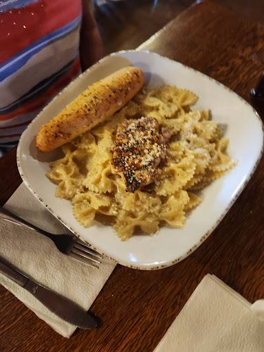 Paci's Lounge & Dining Room - Thumbnail