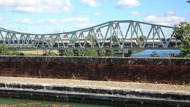 Pont-Canal Du Cacor