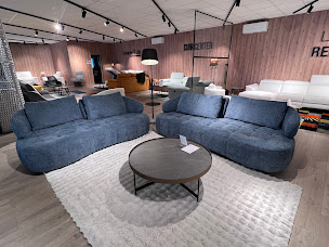 Photo n°18 de Cuir Center Bourges à Saint-Germain-du-Puy (Magasin de meubles)