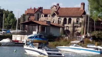Photos of CABA&Ntilde;AS DEL LAGO