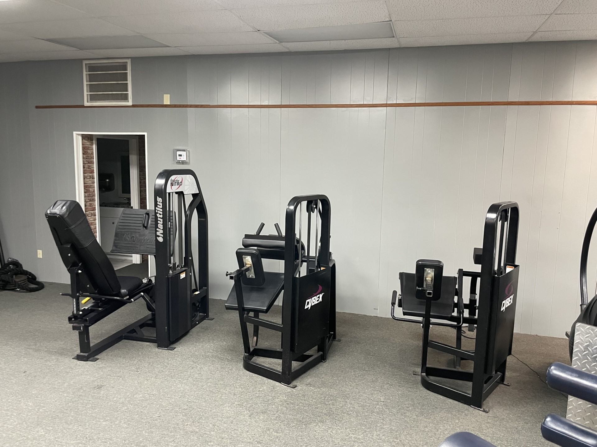 THE FREE WEIGHT GYM photo 15