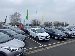 Photo n°5 de RENAULT HAZEBROUCK - GROUPE AUTOSPHERE à Hazebrouck (Vendeur de voitures d'occasion)