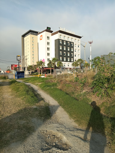 Hotel Hi! Aeropuerto $999.00 - Thumbnail