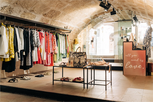 Pathos Boutique - Visual