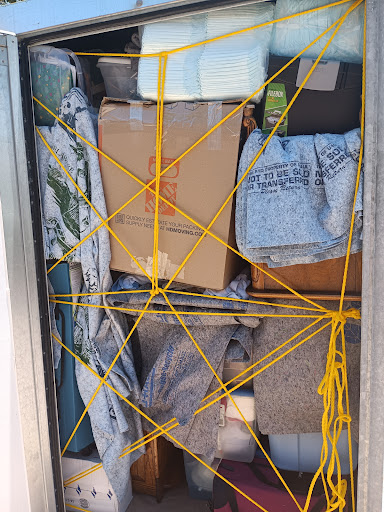 Absolutely The Best Movers - Thumbnail