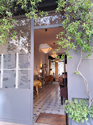 Photo n°14 de Carole Mazzoni, Salon de coiffure énergétique à Paris (Centre de bien-être)