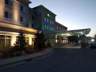 Photos of Holiday Inn Hotel & Suites Beckley