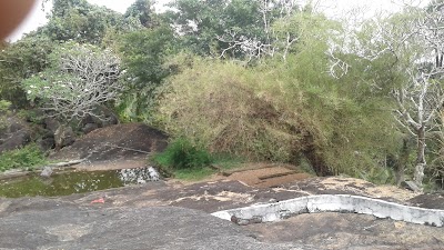 Photos of Pattiwila Old Temple