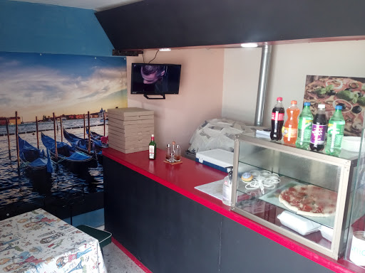 Pizzeria tradicional Italiana - Thumbnail