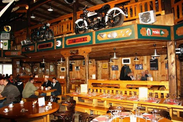 Indian Saloon