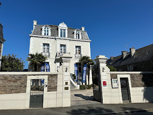 Photo n°7 de Allianz Assurance TINTENIAC - Nicolas HOUANARD à Tinténiac (Compagnie d'assurance moto)