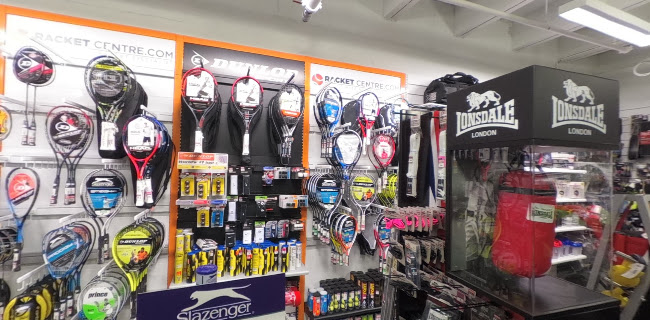Beoordelingen van Sportsdirect Genk BE in Genk - Sportwinkel