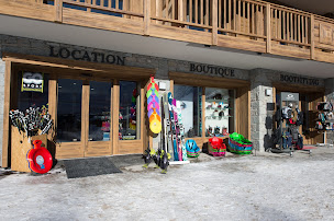 Photo n°30 de Netski. LE ROC DES TOURS Le Grand Bornand à Le Grand-Bornand (Magasin de vêtements de sport)