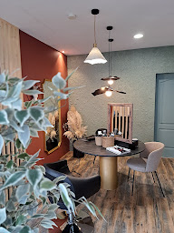 Photo n°3 de Le 17 M2 à Ploërmel (Salon de coiffure)