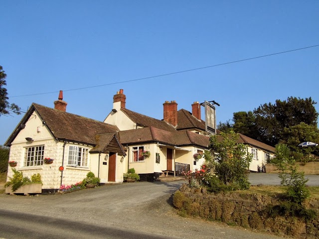 The Wellington Inn Real Ale Pub - Bar Snacks & Restaurant