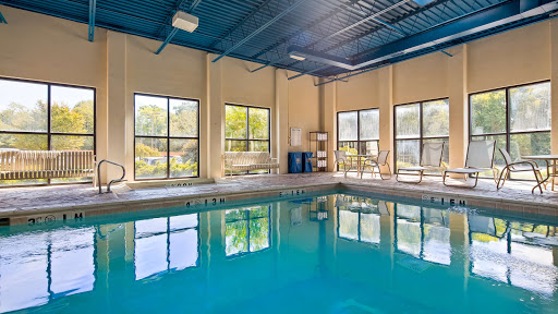 Best Western Louisville East Inn & Suites - Thumbnail
