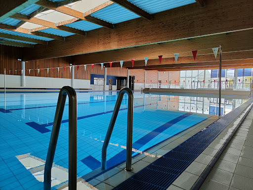 Photo de Centre nautique à Ornex (01210)