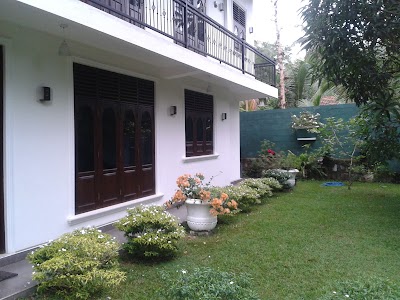 Photos of Dedunu Guest
