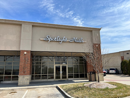 Spotlight Nails - Thumbnail
