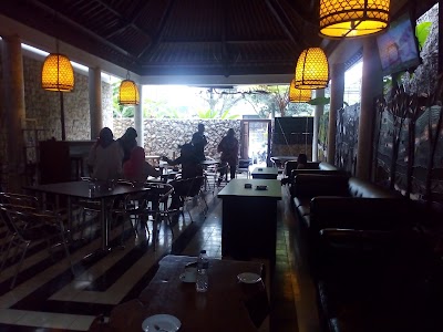 Photos of Flores Gallery Hotel