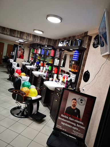 Akid's Barbershop - Visual