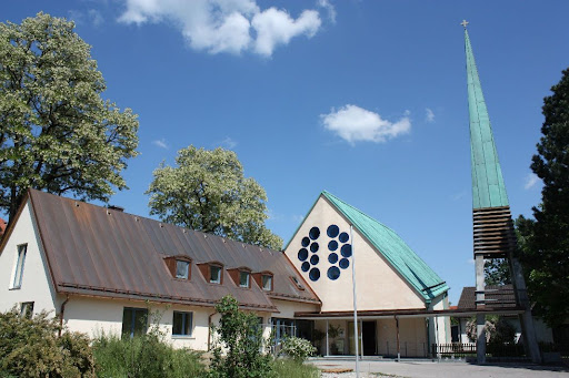Evang.-Luth. Pfarramt und Kreuzkirche