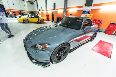 Photos of ORANGE Auto Body shop, wheel repair, rim repair, body repair dubai, denting painting, AC repair